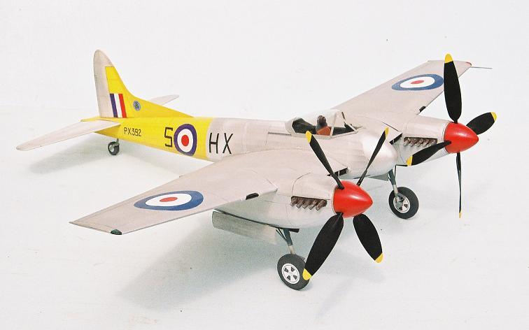 De Havilland Hornet - 34'' Balsa Kit